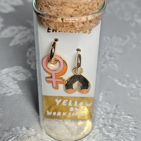 Yellow Owl Workshop Women's Lib Mismatched Drop Hoop Earrings - Picture 1 of 11